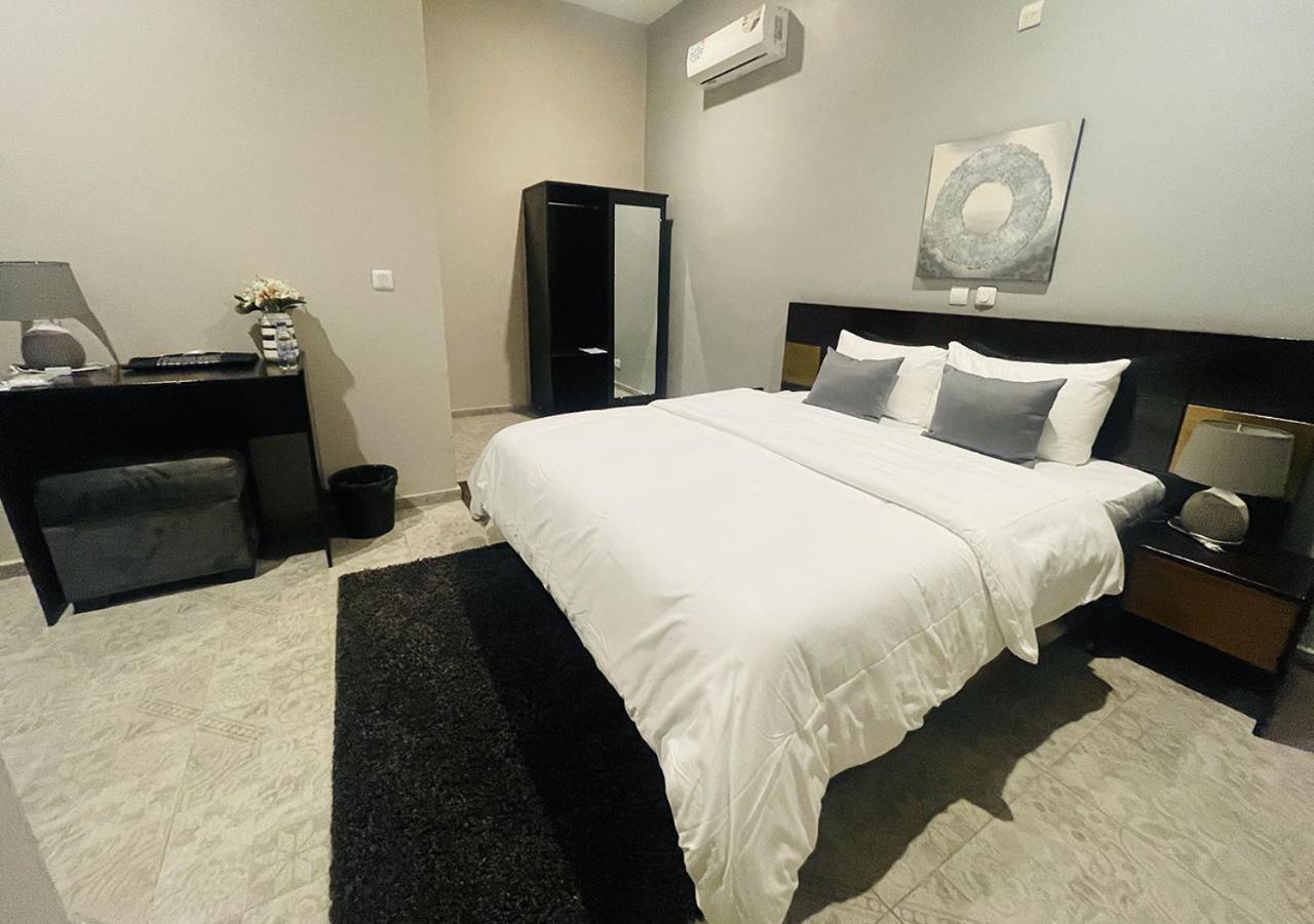 Onyx Hotel Ямусукро Екстер'єр фото