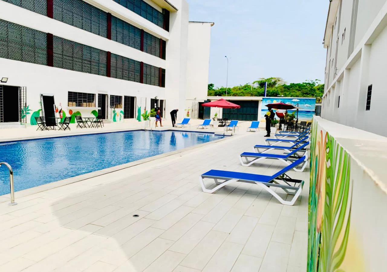 Onyx Hotel Ямусукро Екстер'єр фото
